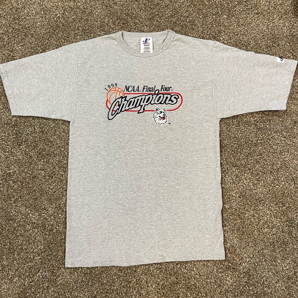 Vintage 1999 NCAA Final Four Championship UCONN Huskies T Shirt M RARE